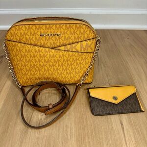 Michael Kors Dome Signature Crossbody Bag
